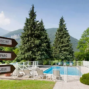 Novotel Grenoble Nord Szálloda